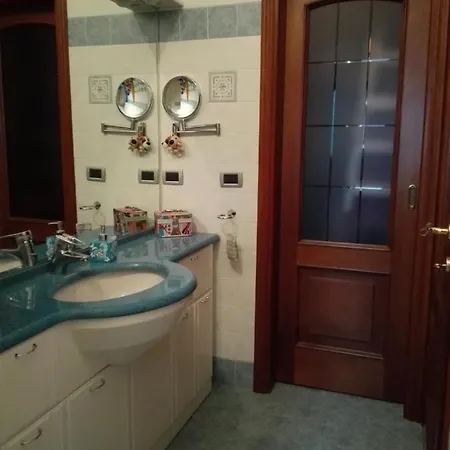 Homestay Cosy Place In Turin